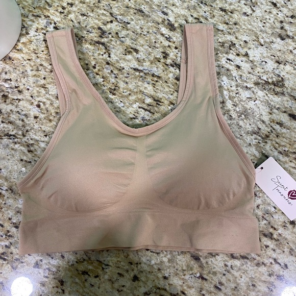 Secret Treasures Intimates & Sleepwear Nwt Secret Treasures